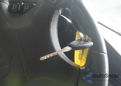 2000 Acura Tl 3.2 from USA, damaged, VIN 19UUA5661YA063767